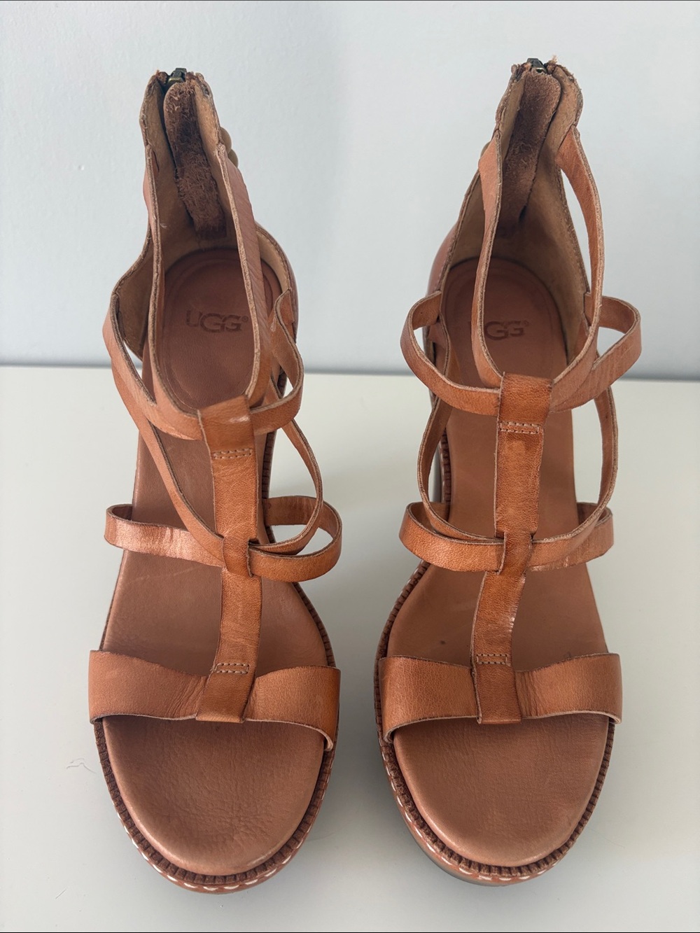 Ugg Salima Tan Leather Wooden Heel Beaded Vintage Boho Gladiator Size 6.5 EUC